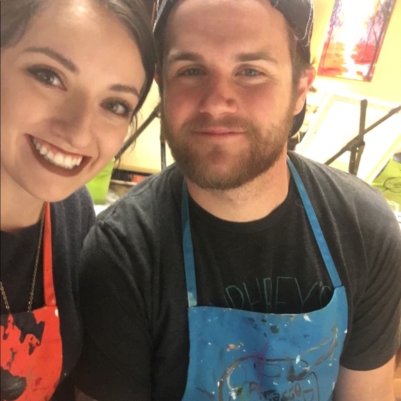 Meet your posher, Caylie - Picture 2 of 7